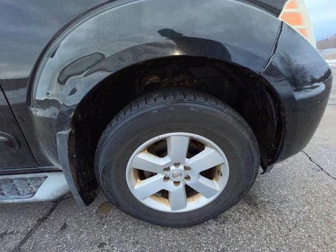 Used 2008 Nissan Pathfinder SE w/ Premium Pkg image 17