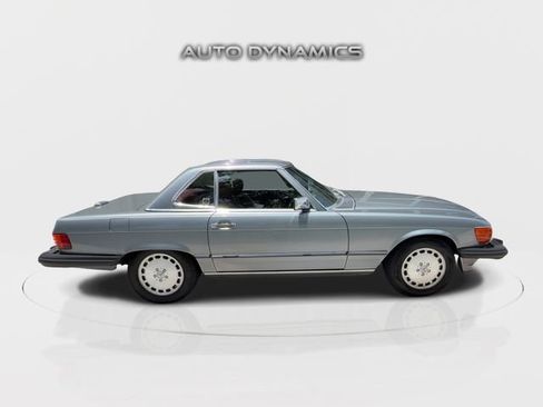 Used 1989 Mercedes-Benz 560 SL image 4
