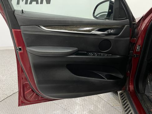 Used 2019 BMW X6 xDrive35i w/ Executive Package image 16