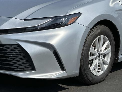 Used 2026 Toyota Camry LE FWD image 8