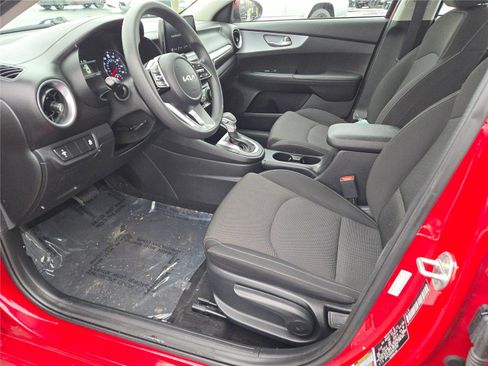 Used 2023 Kia Forte LXS image 23