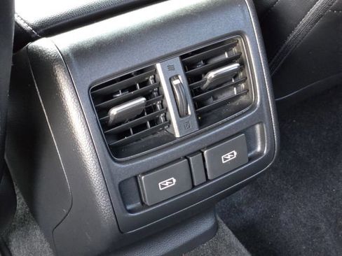 Used 2022 Honda Accord Sport image 12