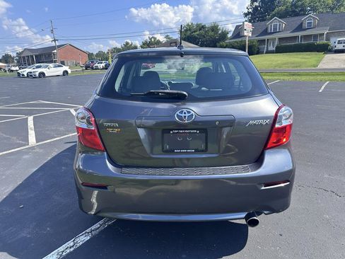 Used 2010 Toyota Matrix w/ PWR Pkg FWD image 6