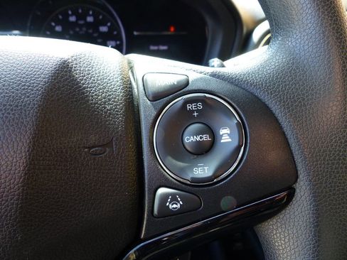 Used 2021 Honda HR-V EX image 27