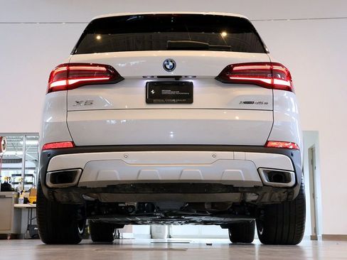 Used 2023 BMW X5 xDrive45e w/ Executive Package image 47