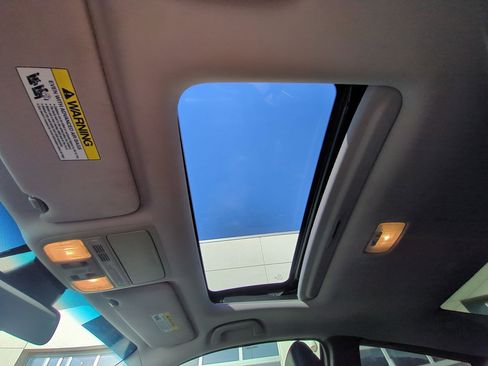 Used 2015 Honda Accord EX-L image 18