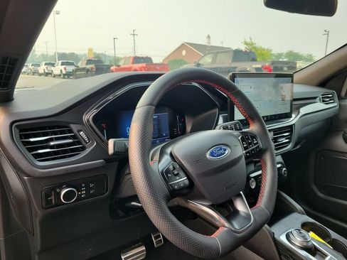 Used 2023 Ford Escape ST-Line w/ Tech Pack #1 AWD/4WD image 20