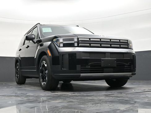 Used 2025 Hyundai Santa Fe SEL image 26
