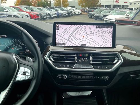 Used 2023 BMW X3 xDrive30i w/ Premium Package image 9