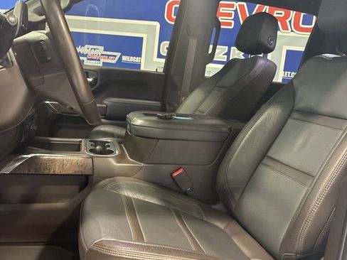 Used 2022 GMC Sierra 2500 Denali w/ Denali Ultimate Package image 34
