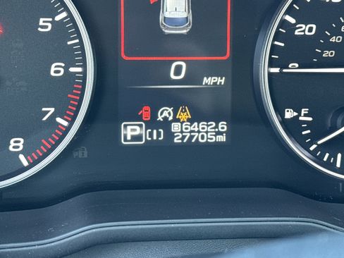 Used 2024 Subaru Crosstrek 2.0i Premium image 20