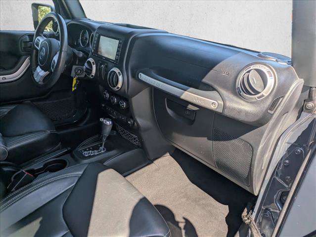 Used 2017 Jeep Wrangler Sahara w/ Quick Order Package 24E Chief AWD/4WD image 18