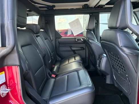 Used 2025 Ford Bronco Badlands AWD/4WD image 33