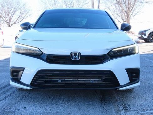 Used 2024 Honda Civic Sport image 2