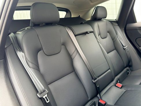 Used 2024 Volvo XC60 B5 Plus w/ Climate Package image 41