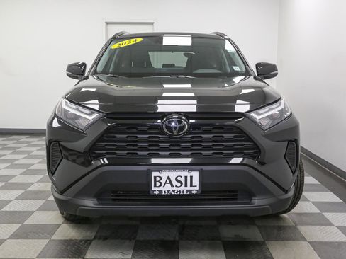 Used 2024 Toyota RAV4 XLE w/ Convenience Package AWD/4WD image 3