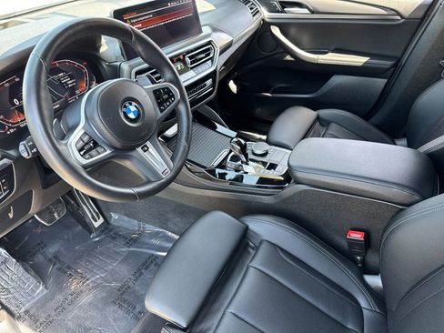 Used 2025 BMW X4 xDrive30i w/ Premium Package AWD/4WD image 11