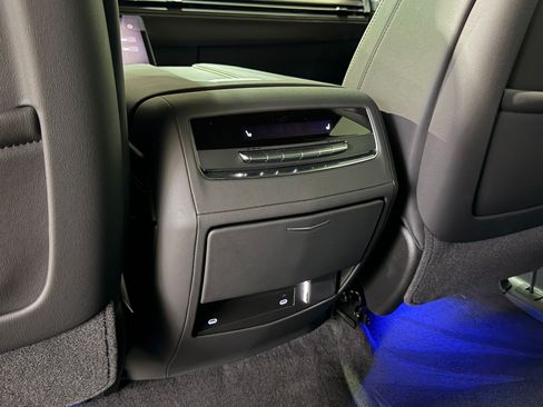 Certified 2025 Cadillac Escalade Sport w/ Touring Package AWD/4WD image 54