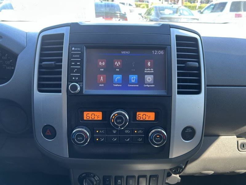 Used 2020 Nissan Frontier SV AWD/4WD image 12