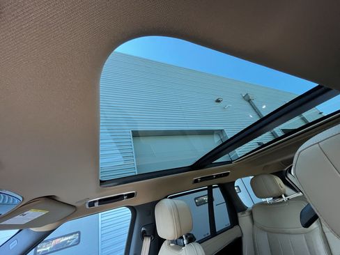 Used 2026 Land Rover Range Rover SE image 24