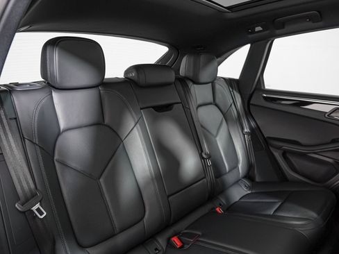 Used 2026 Porsche Macan S AWD/4WD image 6