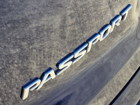 Used 2023 Honda Passport Elite image 12