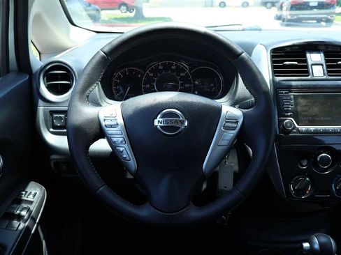 Used 2016 Nissan Versa Note SV FWD image 15