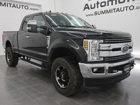 Used 2019 Ford F350 Lariat w/ Chrome Package image 2