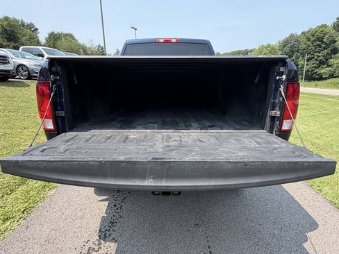 Used 2018 RAM 2500 Tradesman w/ Chrome Appearance Group AWD/4WD image 12
