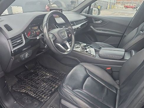 Used 2018 Audi Q7 3.0T Premium image 9