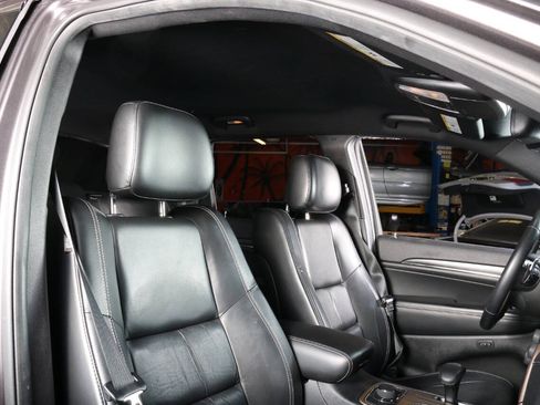 Used 2015 Jeep Grand Cherokee Limited AWD/4WD image 24