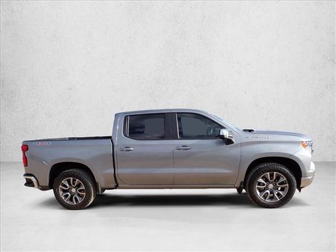 Used 2024 Chevrolet Silverado 1500 LT AWD/4WD image 5