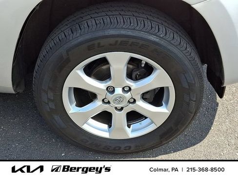 Used 2011 Toyota RAV4 2WD w/ Base L4 Extra Value Pkg image 10