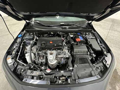 Used 2024 Honda Civic Sport image 18
