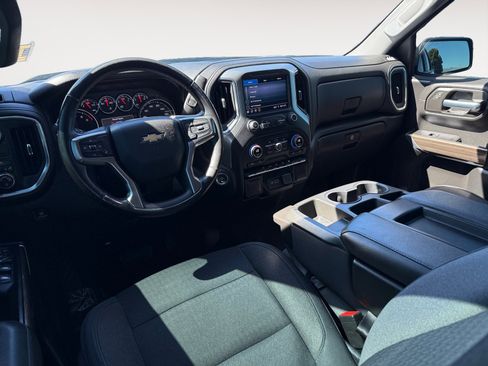 Used 2020 Chevrolet Silverado 1500 LT w/ Texas Edition image 15