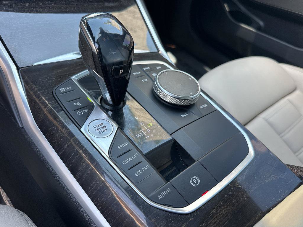 Used 2019 BMW 330i xDrive Sedan w/ Premium Package AWD/4WD image 28
