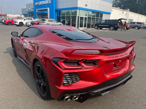 Used 2021 Chevrolet Corvette Stingray Premium Cpe w/ Z51 Performance Package RWD image 7