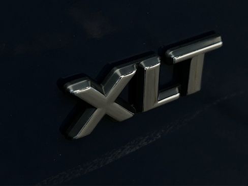 Used 2011 Ford Transit Connect XLT Premium image 45