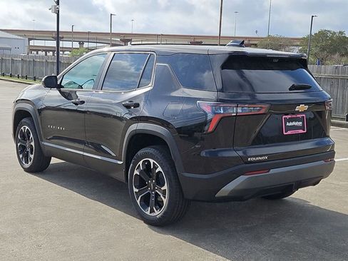 New 2026 Chevrolet Equinox LT w/ Convenience Package II image 9