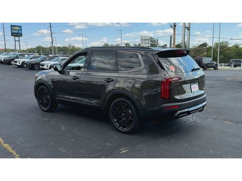 Used 2022 Kia Telluride SX w/ SX Prestige Package image 6