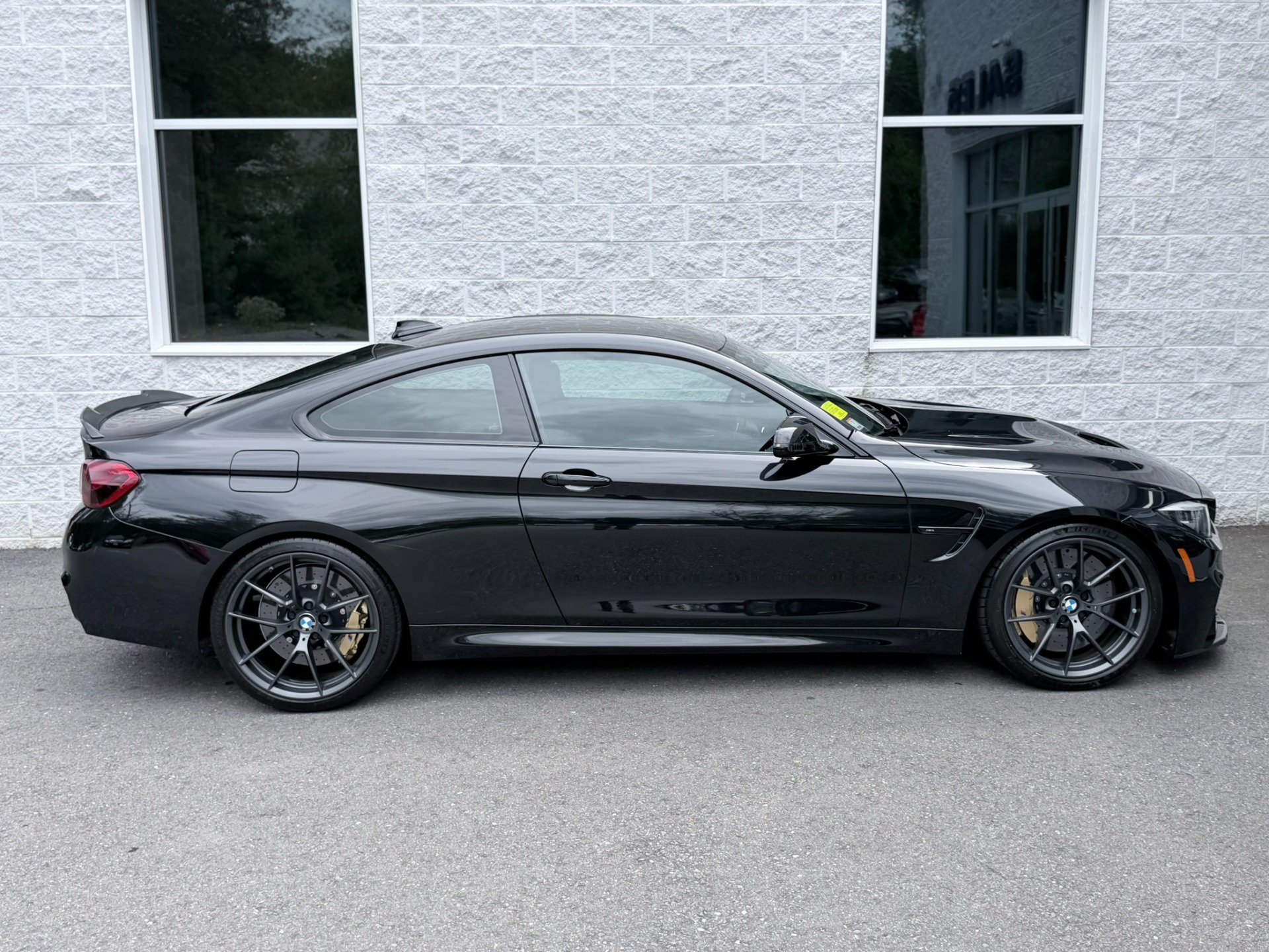 Used 2019 BMW M4 CS w/ Executive Package RWD image 31