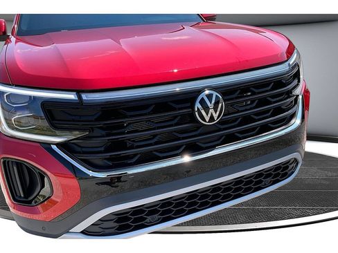 Used 2024 Volkswagen Atlas Cross Sport SE FWD image 54