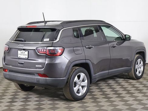 Used 2018 Jeep Compass Latitude w/ Cold Weather Group image 7