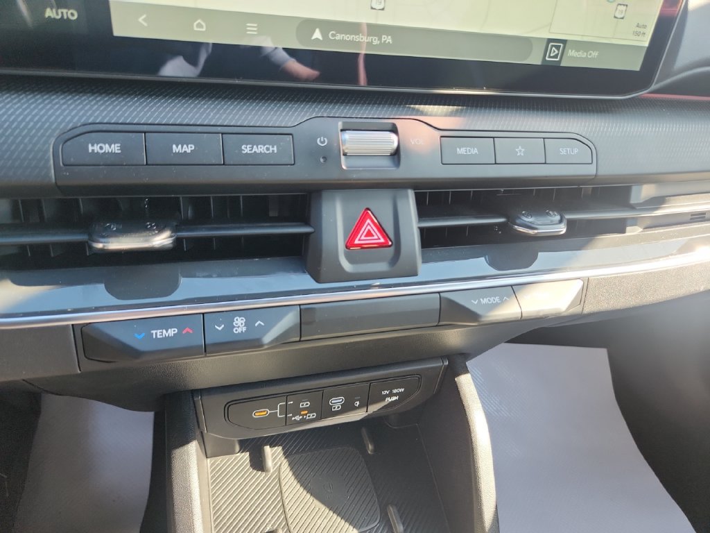 Certified 2025 Kia K4 GT-Line Turbo FWD image 22