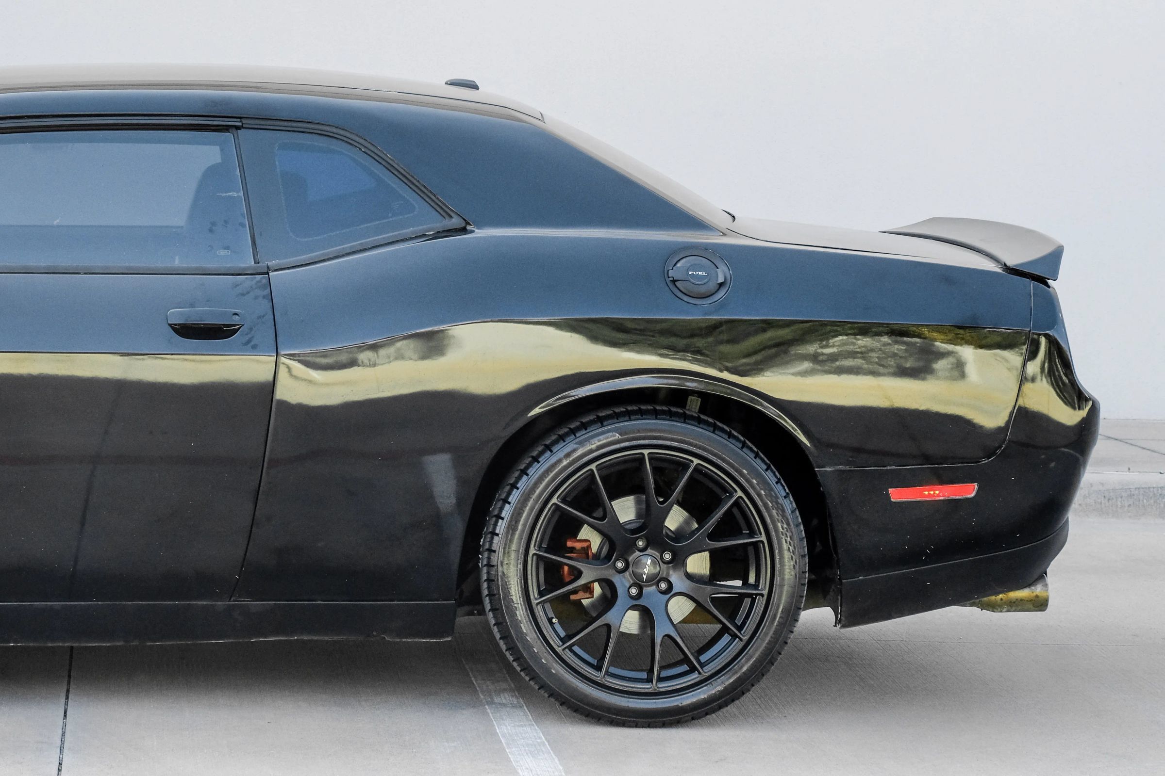 Used 2019 Dodge Challenger R/T RWD image 18