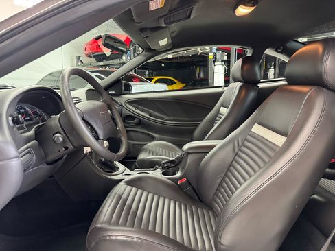 Used 2003 Ford Mustang Mach 1 RWD image 43