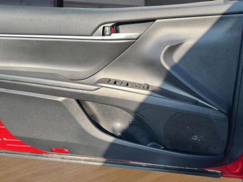 Used 2023 Toyota Camry SE image 27