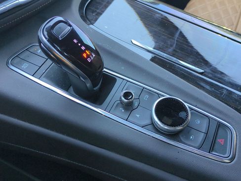 Used 2021 Cadillac Escalade Premium Luxury image 26