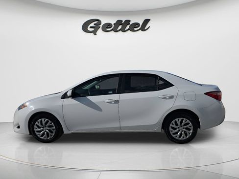 Used 2018 Toyota Corolla LE FWD image 8