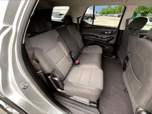 Used 2020 Chevrolet Traverse LS FWD image 24